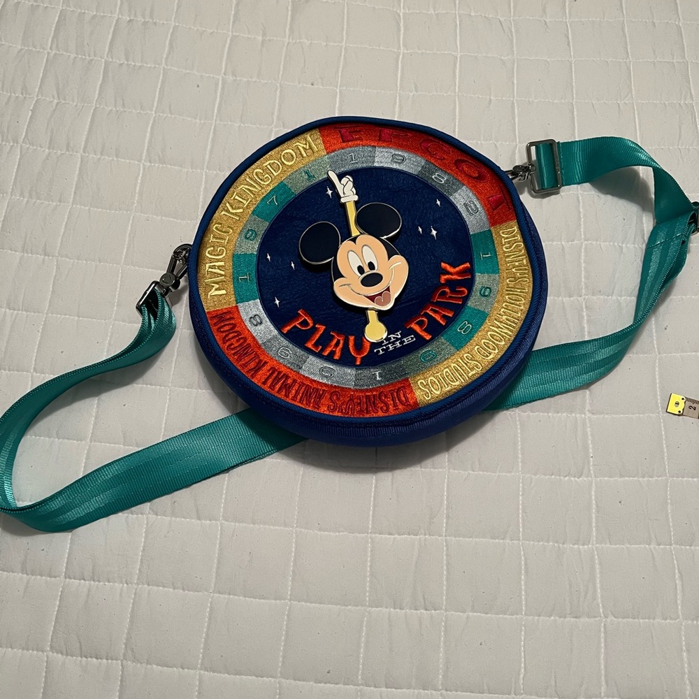 Harvey’s Disney Play in the Parks Bag WDW
